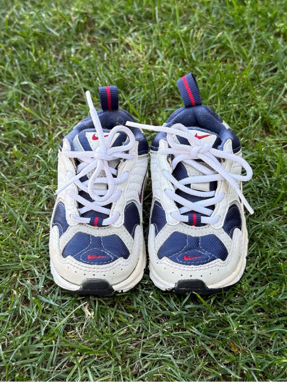 Vintage Y2K Kids Nike Sneakers 4c